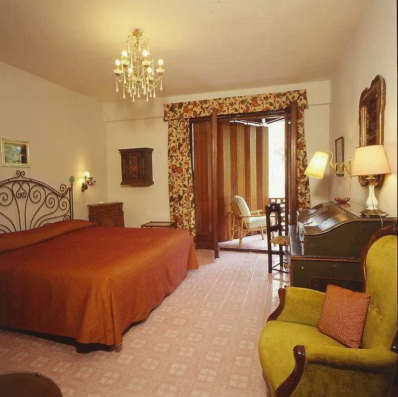 Residenza D'Epoca Albergo Quattro Fontane Lido di Venezia 4*,